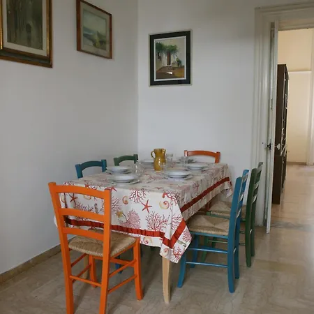 Holiday home Eden Garden - Big House Centre Next To Station-sea *