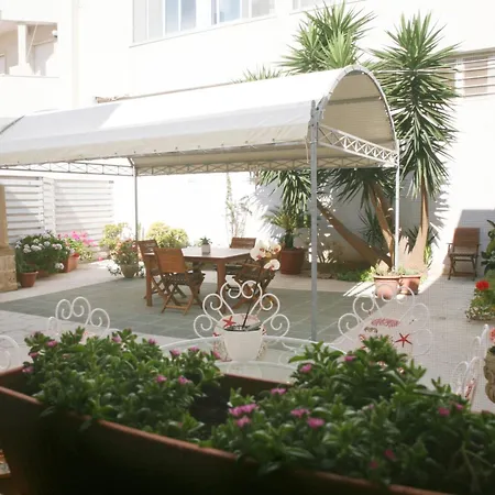 Holiday home Eden Garden - Big House Centre Next To Station-sea *